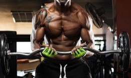 吃瓜健身男网红,揭秘网红健身生活的趣味瞬间